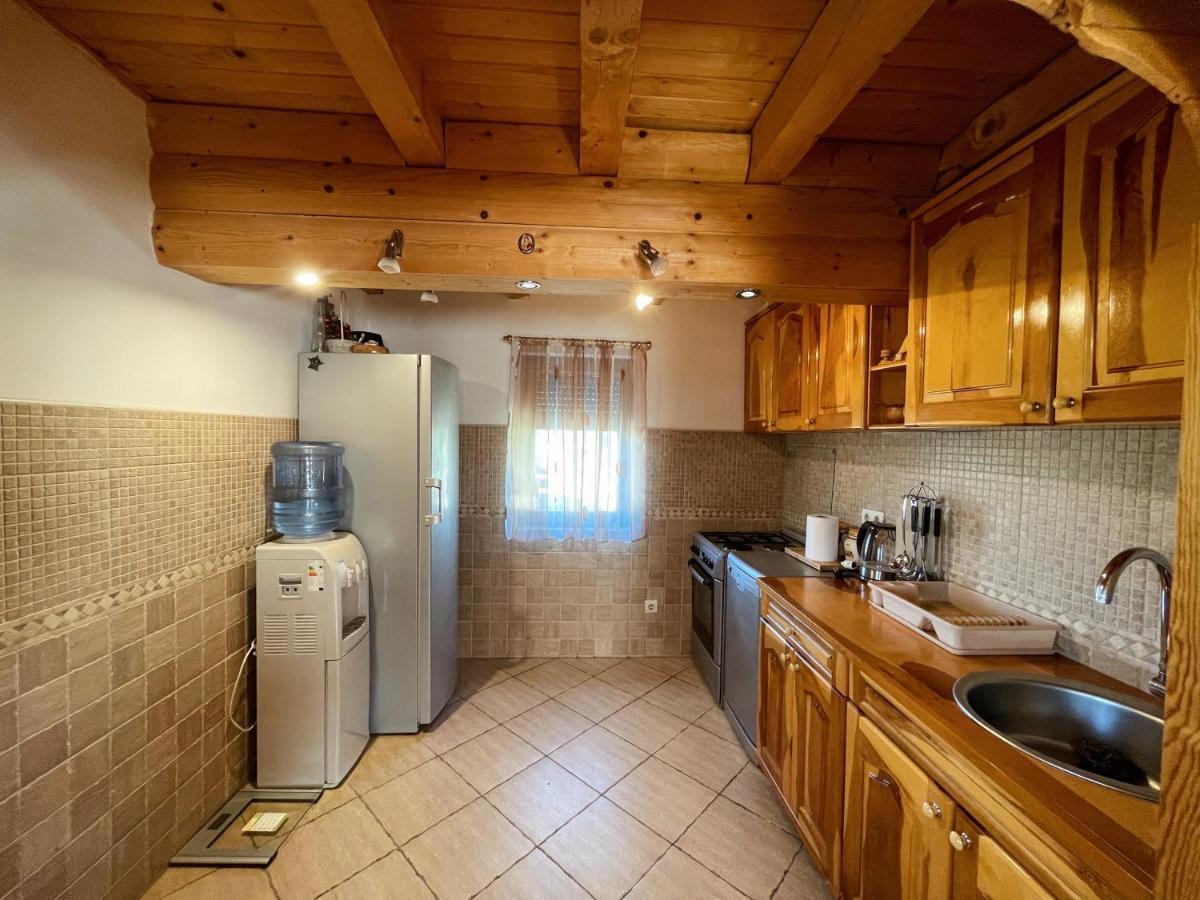 זבליאק Lightning Apartments מראה חיצוני תמונה
